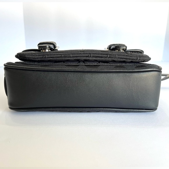 COACH Signature Mini Field Bag, No. 6844 - Picture 5 of 12